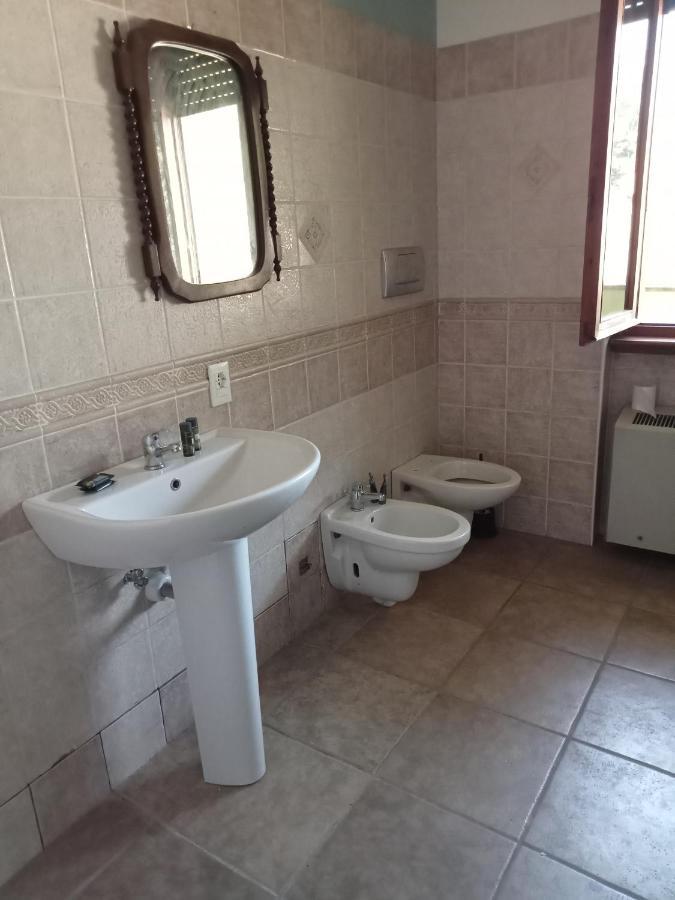 La Casa Di Elisa Affittacamere Gravellona Toce Exterior foto